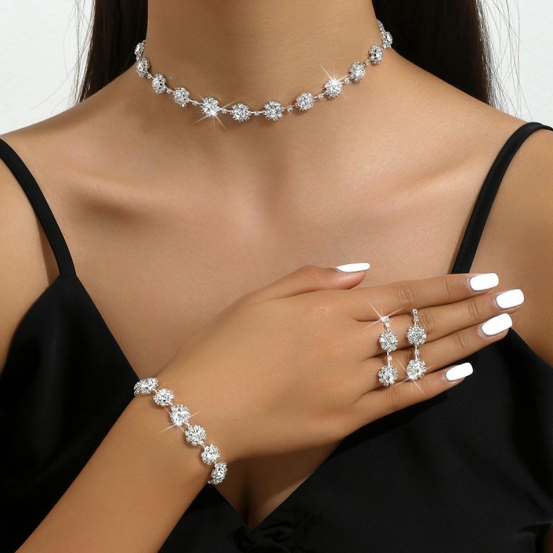 Conjunto De Anillo Y Pulsera Con Pendientes Y Collar De Flores De Diamantes Geométricos