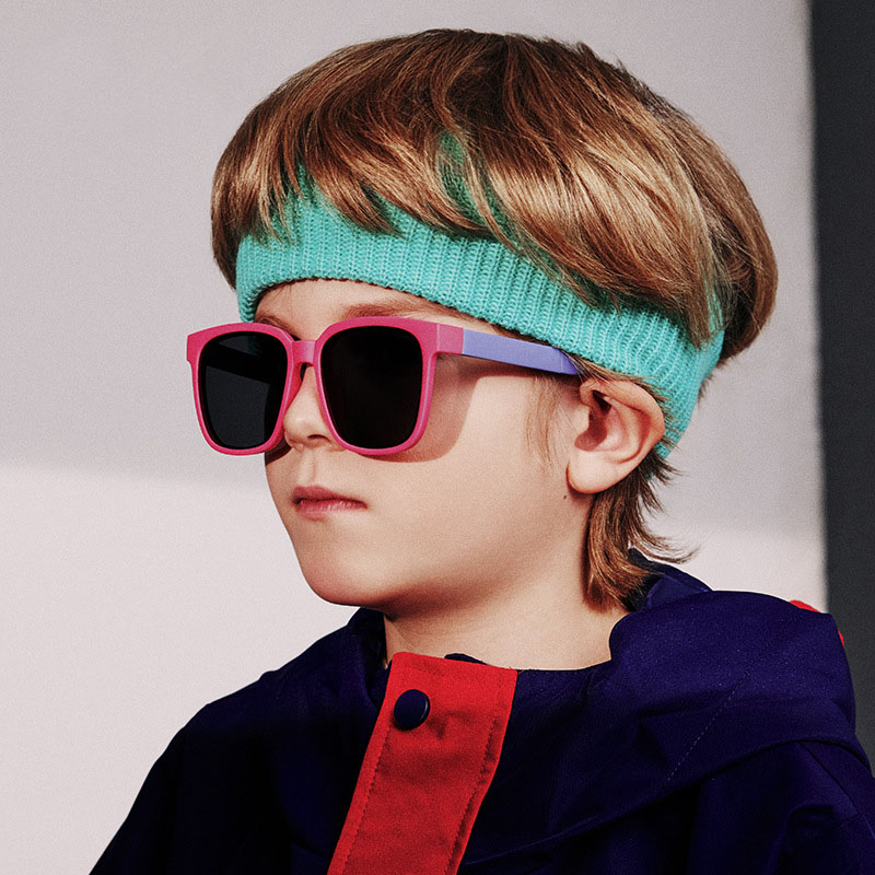 Gafas De Sol Infantiles Con Montura Cuadrada Grande.