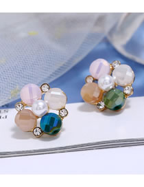 Fashion Green Diamond-shaped Pearl Alloy Stud Earrings