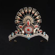 Corona De Pavo Real Hueca Con Perlas De Imitación Y Diamantes De Imitación