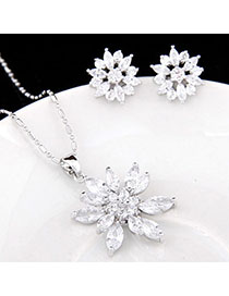 Baggy White Diamond Decorated Flower Design Zircon Fashion Bracelets